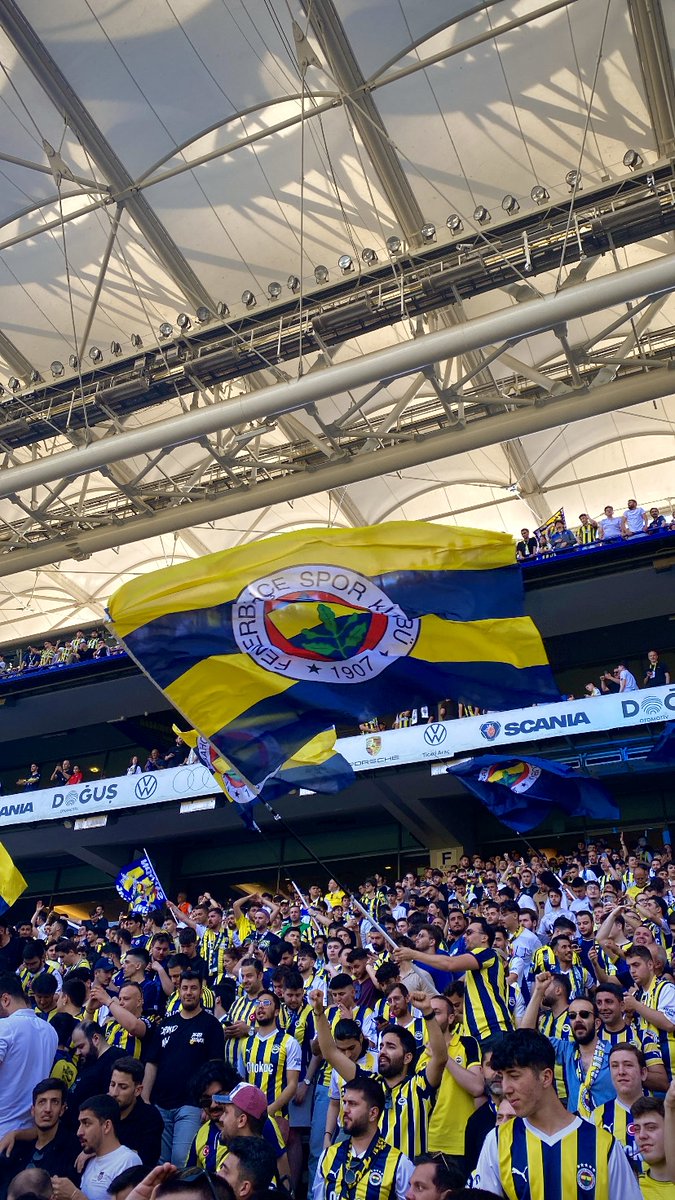 💛💙 

#MOUtime