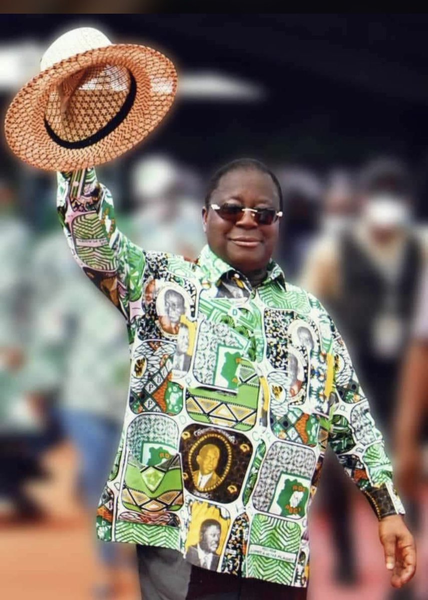 olisimel's tweet photo. Repos éternel à toi Président , merci pour la Côte d’Ivoire. Le Godfather , le sphinx …😭👍🙂👌🙏🙏🙏 https://t.co/tYmvyl45b4