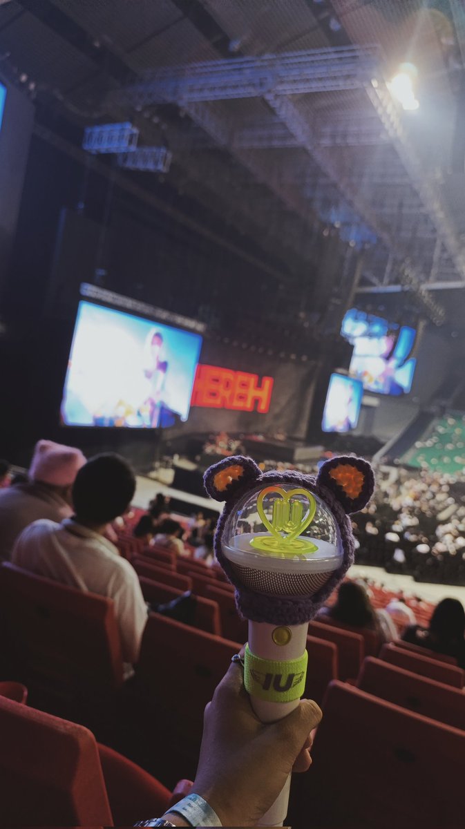 tenpipsqueek's tweet photo. You'll always be the best part. ✨🥹
Thank you my celebrity, dearest, darling, my universe, my IU.
See you again soon. 💜 @_IUofficial https://t.co/mMOlJ0Tz3G