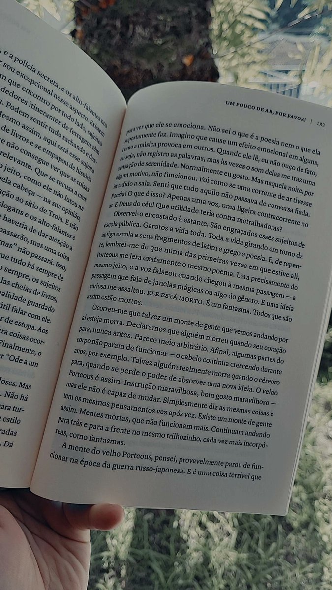 CompanionN8's tweet photo. 20 - Um Pouco de Ar, por favor
• George Orwell 🇬🇧
• Achei um livro simples, não se tem o mesmo impacto de 1984 ou Animal Farm. Porém tem mta reflexão importante aqui sobre intelecto, sobre progresso e sobre nostalgia. É bem lento mas é uma boa leitura.
★★★★ https://t.co/zORaZevy8y