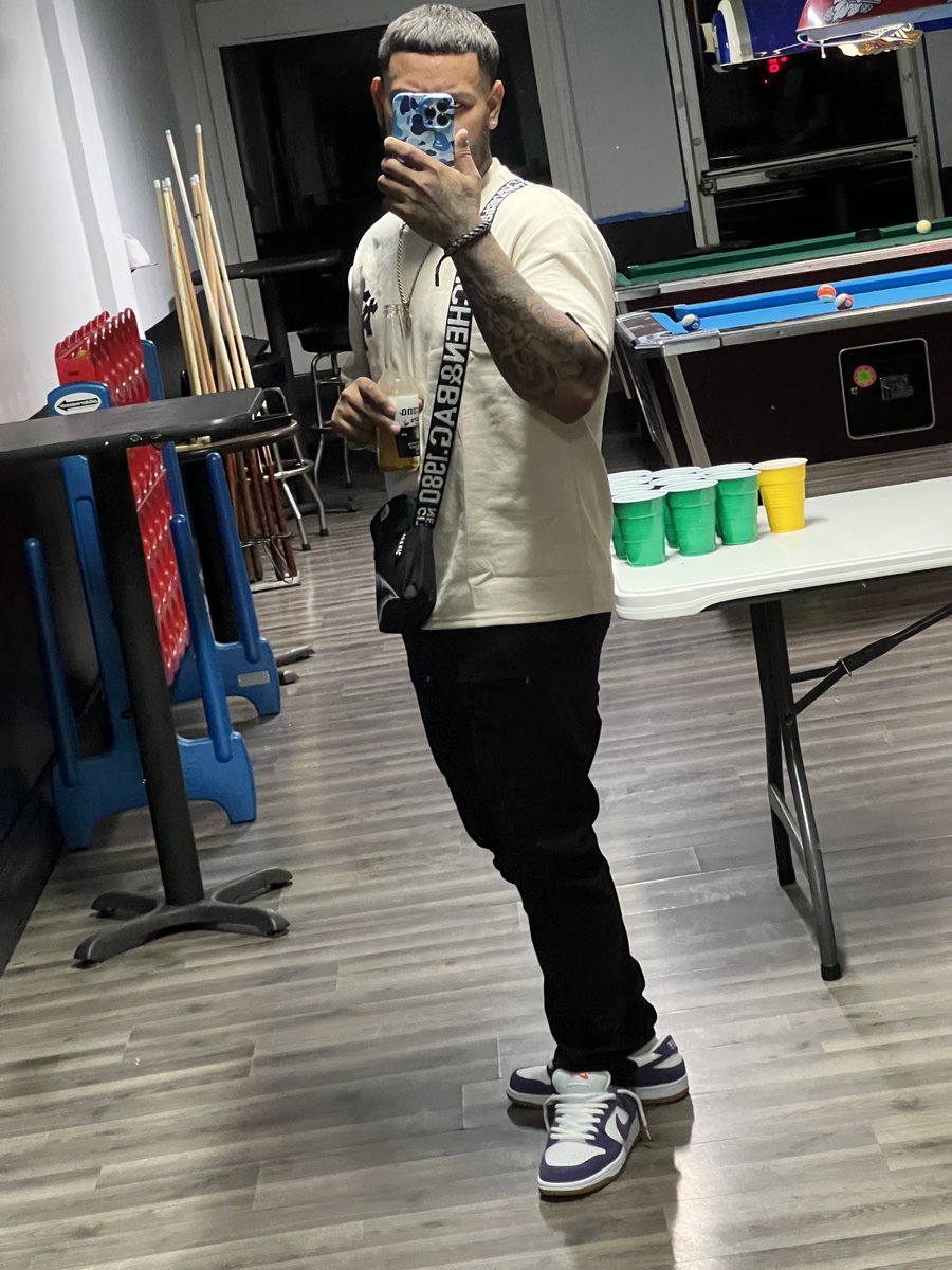 Dalmazok33's tweet photo. Una noche un lugar 🤭💵 https://t.co/bnz0MNZZDD