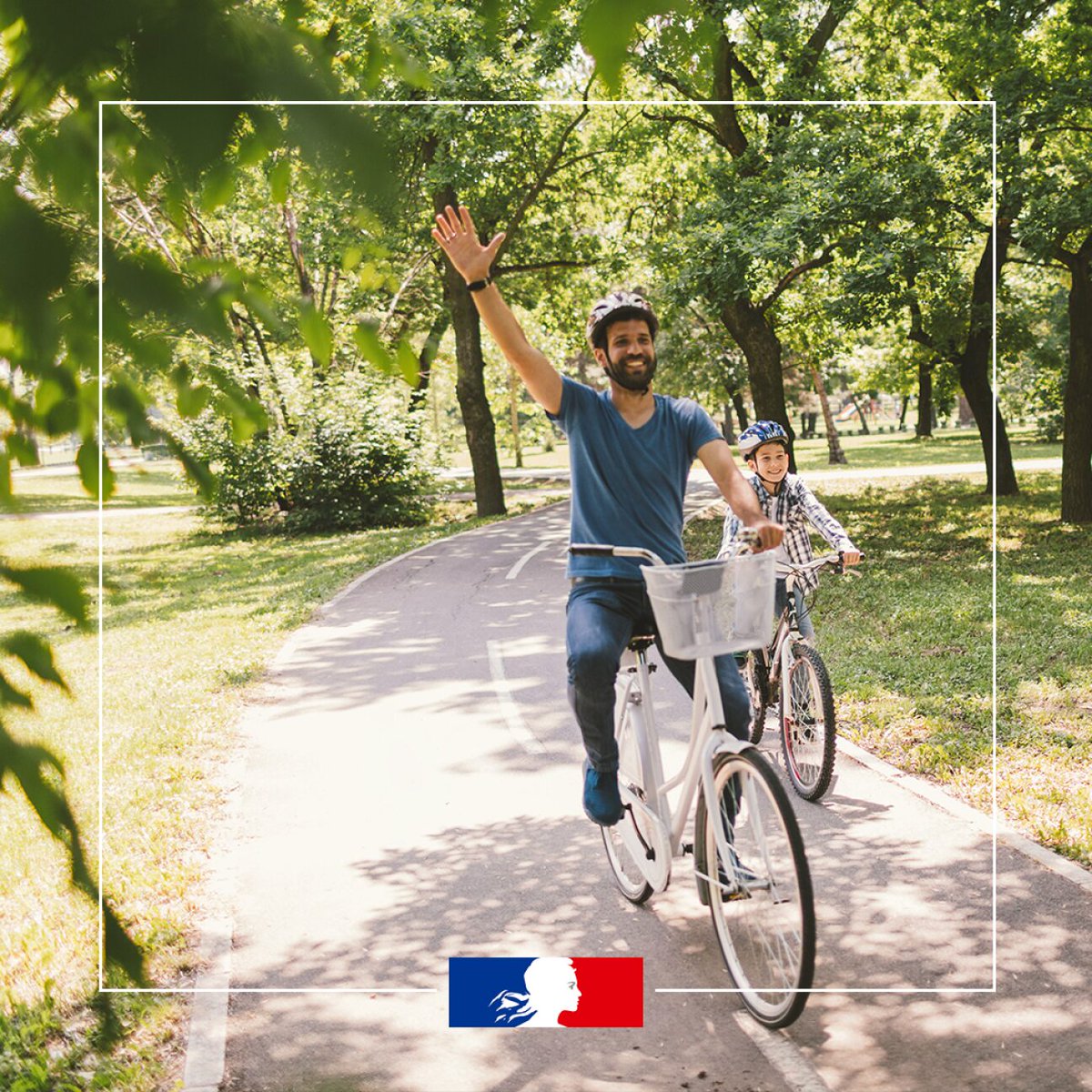 #LeSaviezVous ? 🚲La pratique du vélo permet d’oxygéner le cerveau, d’augmenter son exposition à la lumière naturelle et de réduire le stress et l’anxiété par la sécrétion d’endorphines. Profitez du vélo pour prendre soin de votre #SantéMentale !