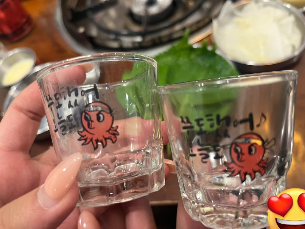 zzuniware's tweet photo. 쭈꾸미들끼리 만나면
뒷풀이는 항상 쭈도로 간다는거얌...^^
+@pea0826

#최연준_맛집1등어디야
#범규야_제발_한입만_먹어봐 https://t.co/Gsik23kckj