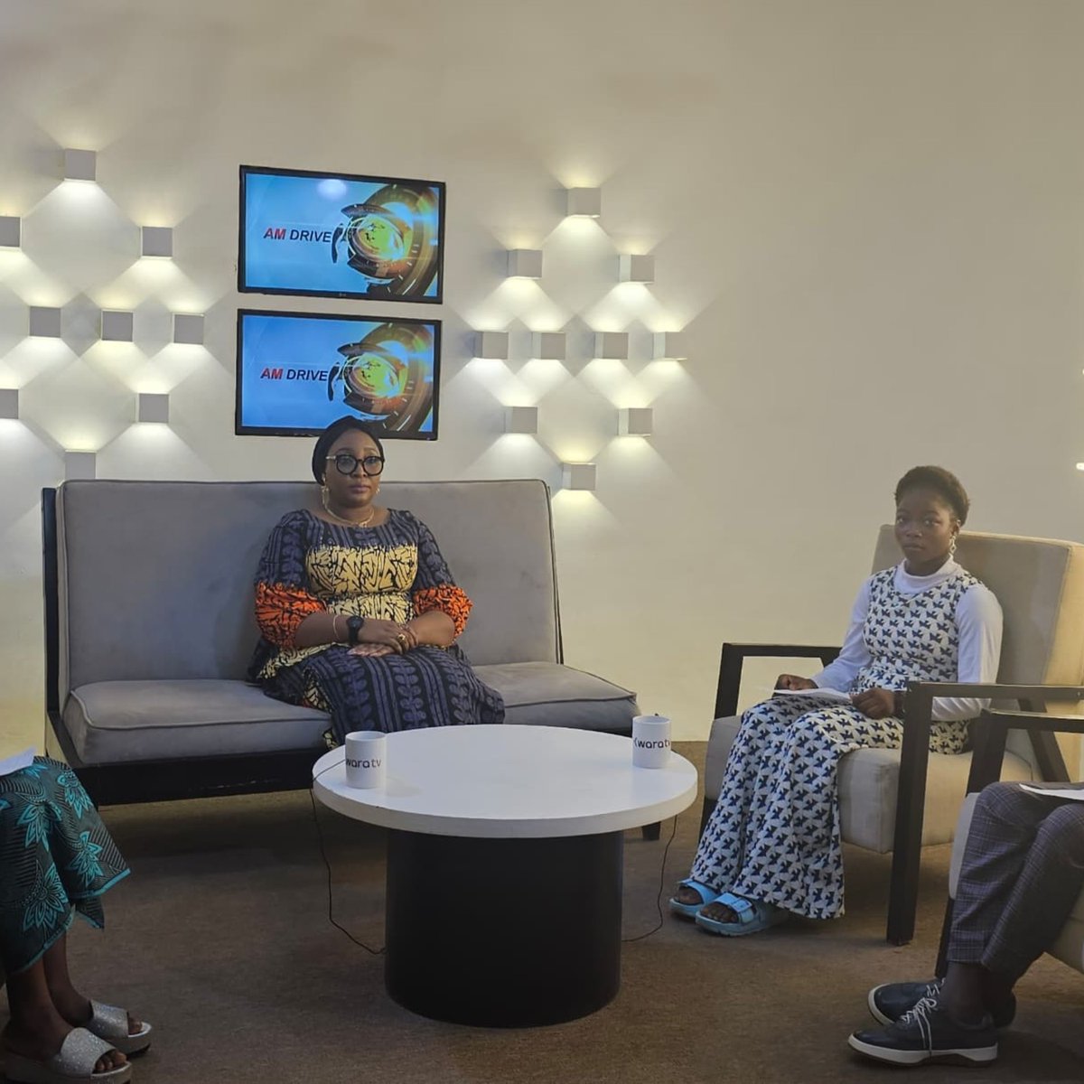BolanleOlukoju's tweet photo. I was a guest on @Kwara_TV's "AM Drive" programme in celebration of Children's Day following my visit to @KwaraLEARN. It was a pleasure to engage in discussions highlighting the significance of this special day for our children. #AMDrive #Education #BolaOlukoju #Isenlo #Kwara1st https://t.co/HZzj3MluhQ