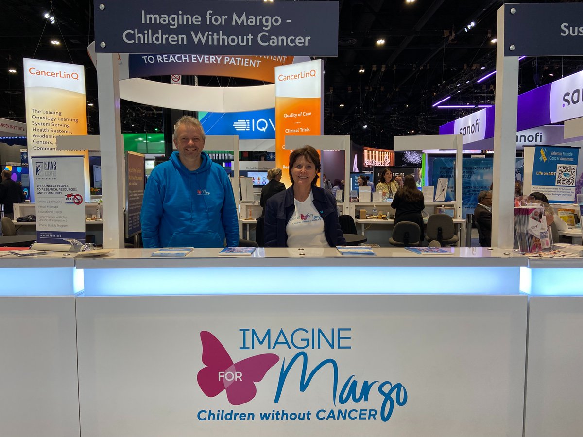 ImagineforMargo's tweet photo. Fiers d'être invités à l'@ASCO pour la 1re fois cette année avec un stand au coeur de ce grand congrès international sur l'oncologie ! Une belle opportunité pour découvrir les innovations de demain et faire connaitre l'association aux acteurs du secteur. GO, FIGHT, WIN! #ASCO24 https://t.co/26A44nNRU7