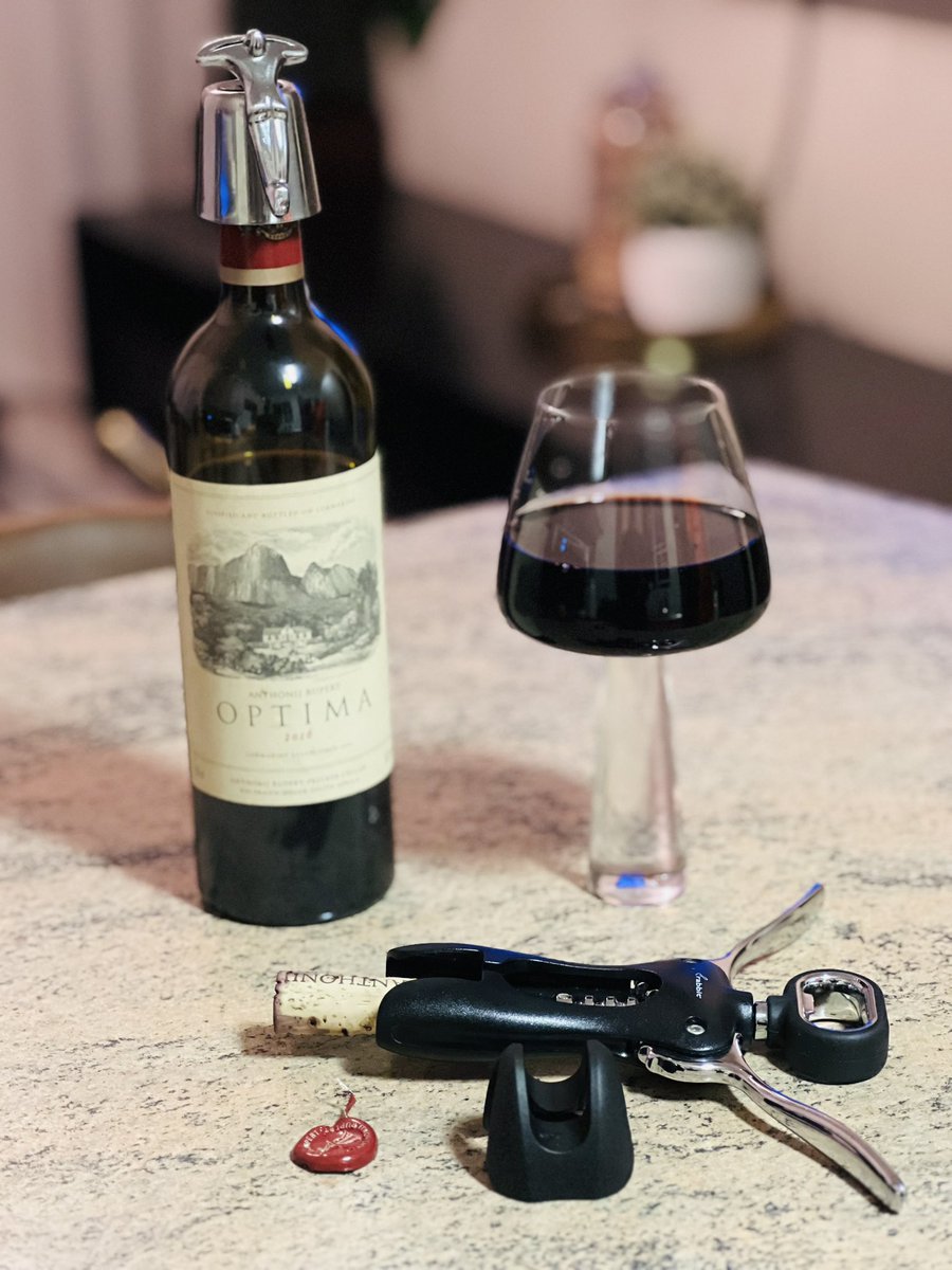 antuzaa's tweet photo. Waiting for 18:00 for the IEC to announce 2024 Elections results that are on my tv screen 🍷 https://t.co/aebfq9WNSV