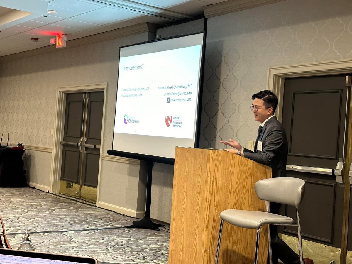 PeakNatapatMD's tweet photo. I would like to thank Thai-American Physicians Foundation #TAPF for inviting me to give a talk about “overview of the residency matching process” in the annual meeting this year. I am really happy to pay it forward to the next generation who pursue their dream in 🇺🇸 #TAPF2024 https://t.co/oA7p45Mezh