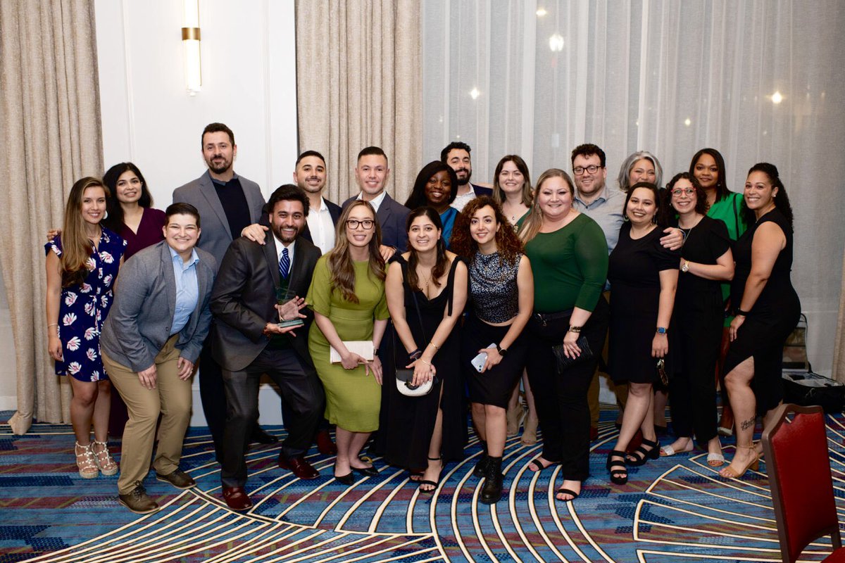 Northeast Georgia Medical Center Graduate Medical Education Award Winners were shared! ngmcgme.org/2024/05/31/202…

Grateful to be recognized, alongside an amazing group of passionate and brilliant physicians. And so proud of <a href="/GMEInternalMed/">NGMC GME Internal Medicine Residency</a> for their strong presence at the podium!