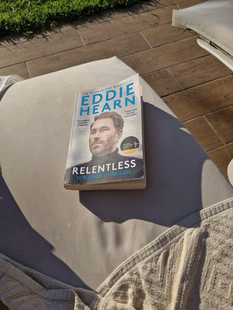 sutty1977's tweet photo. @EddieHearn 
Great Read whilst recharging the batteries #matchroom #SuccessMindset #oulideniez https://t.co/B3yy9aYiCr