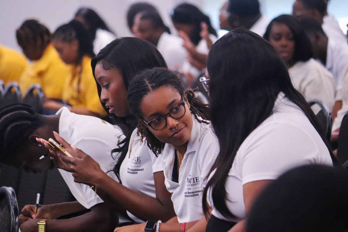 expbowiestate's tweet photo. 🐶 By putting in the work, student leaders not only achieve personal growth but also foster a positive and inclusive environment for all. #bowiestate #nasapsli https://t.co/dp52Q7a1LJ