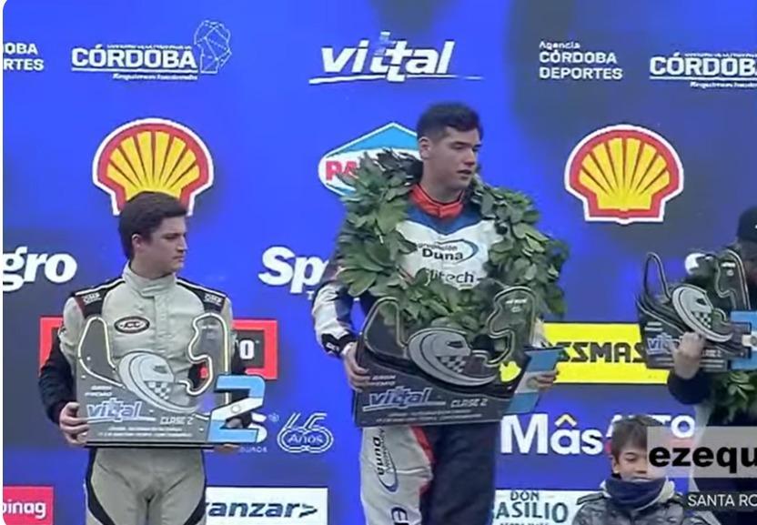 flaviobonavena's tweet photo. Ratificando su buen inicio en el TN Argentino @prensatn , Joaquín Cafaro logró su primer podio - finalizó segundo - en la Clase 2 del TN en Córdoba.
Imponente fin de semana del actual monarca del @ACSuperturismo .
Felicitaciones. https://t.co/zGKguBsLDn