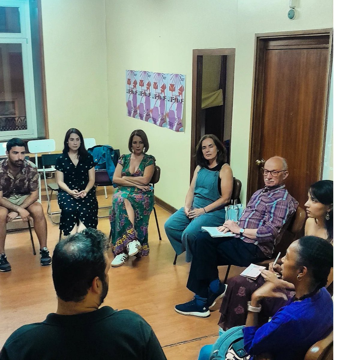 BlocoCoimbra's tweet photo. Roda de conversa sobre antirracismo e migrações, no âmbito do encontro nacional antirracista. Com a participação de Anabela Rodrigues, eurodeputada, Andreia Galvão, da comissão política, e Guilherme Nogueira, advogado. NOSSO FUTURO, NOSSA LIBERTAÇÃO! 29-30 junho na Amadora https://t.co/kwjxOdFL0F