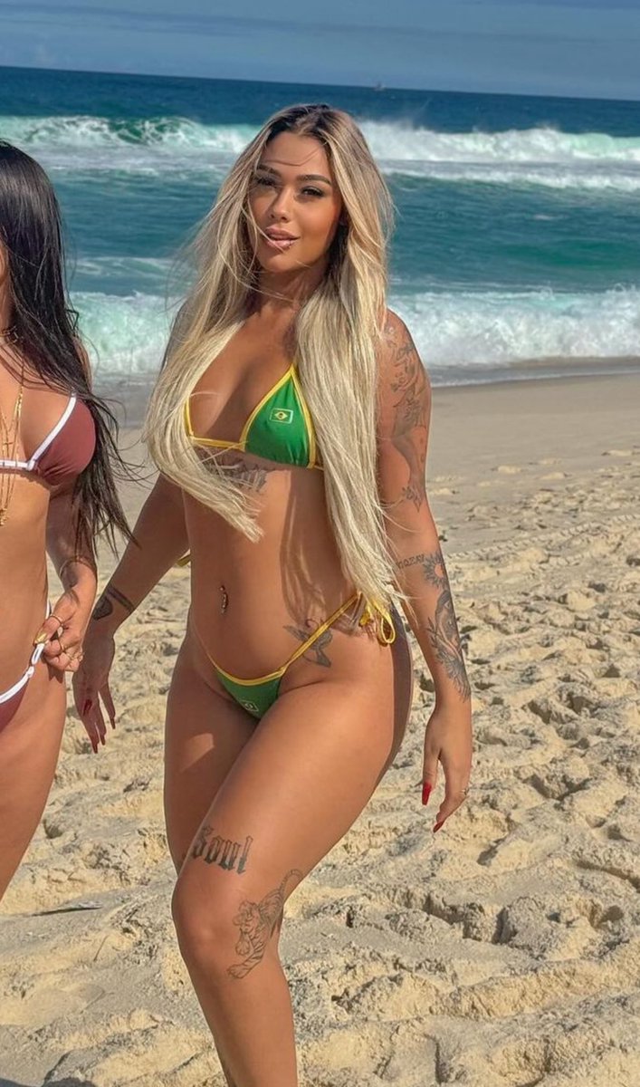 yrispadilha_7's tweet photo. Gostou? 🤤 https://t.co/bpP2gVFdkJ