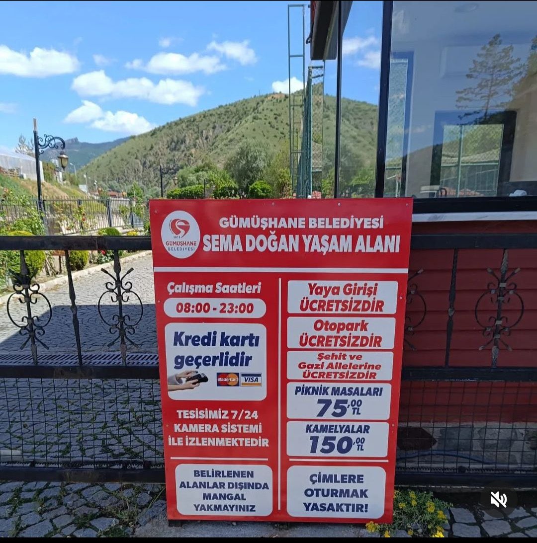 Gümüşhane belediyesi şehrin tek parkını ücretli yaptı.