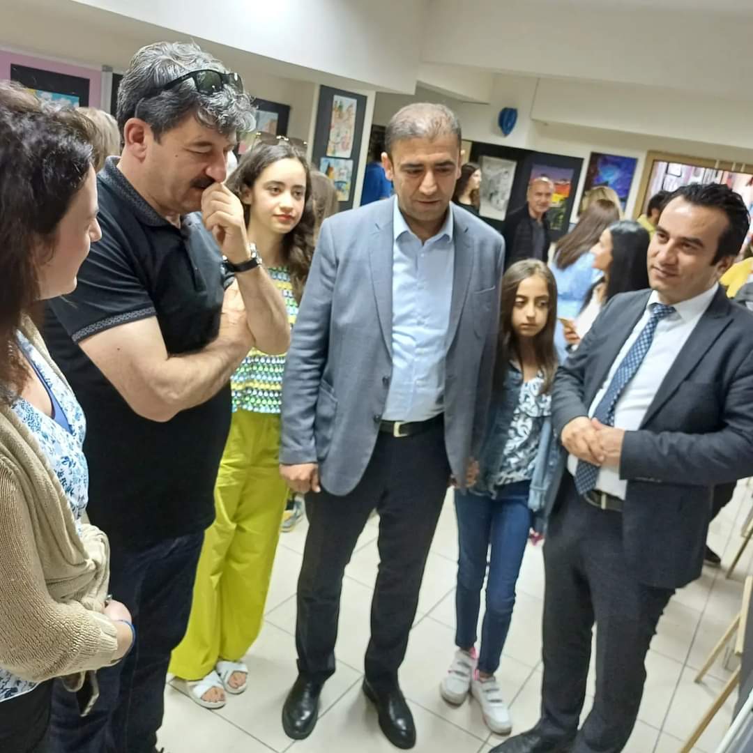 YKBilsem06's tweet photo. Bilim ve sanat şenliğimizi MEB Özel Yeteneklilerin Geliştirilmesi Daire Başkanı Dr. Erdal KILINÇ, Çankaya İlçe Milli Eğitim Müdürü Ayhan IŞIK ve Şube Müdürü Mehmet ARISOY'un katılımlarıyla coşkulu bir şekilde gerçekleştirdik. Tüm öğretmen ve öğrencilerimize teşekkür ediyoruz.. https://t.co/BGZct6RuB5