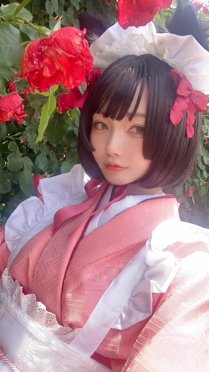 natori222's tweet photo. 黒猫の愛玩メイドさん🌹🐈‍⬛
お化粧や衣装にいろいろと反省点が多い撮影だったので、せめて加工くらいは原型留めないくらい頑張ろうと思います🐾 https://t.co/BoMHTyzXJQ