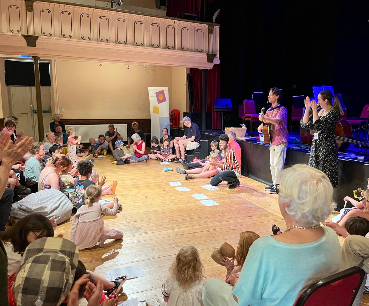 Lucy Warren tweet media