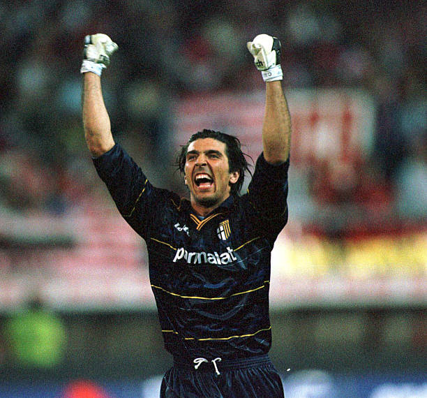 Parma (GK) '98/99 Classic goalkeeper shirt worn by Parma during
