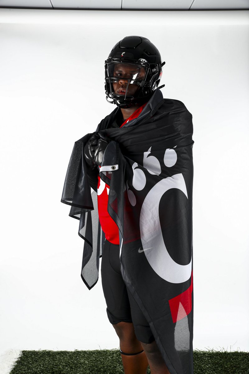 Robert Smith tweet media