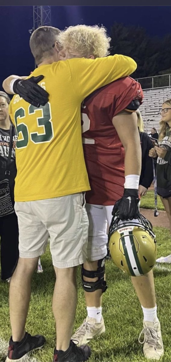 eric_n_exeter's tweet photo. @PaFootballNews @PApatriot_fb @WyomingAreaAthl @area_hanover @DallasMountsFB @PAcoachP @Berwick_WETSU @HAHS_COUGARS_FB @GNAAthletics @WyoSemFootball @HRHSBoosterClub @MSFundingZ Thank you for all your coverage of high school football in Pennsylvania! Bittersweet last night, as my son Jake Gustitus played his last game for Wyoming Area. https://t.co/f72yfgK96t