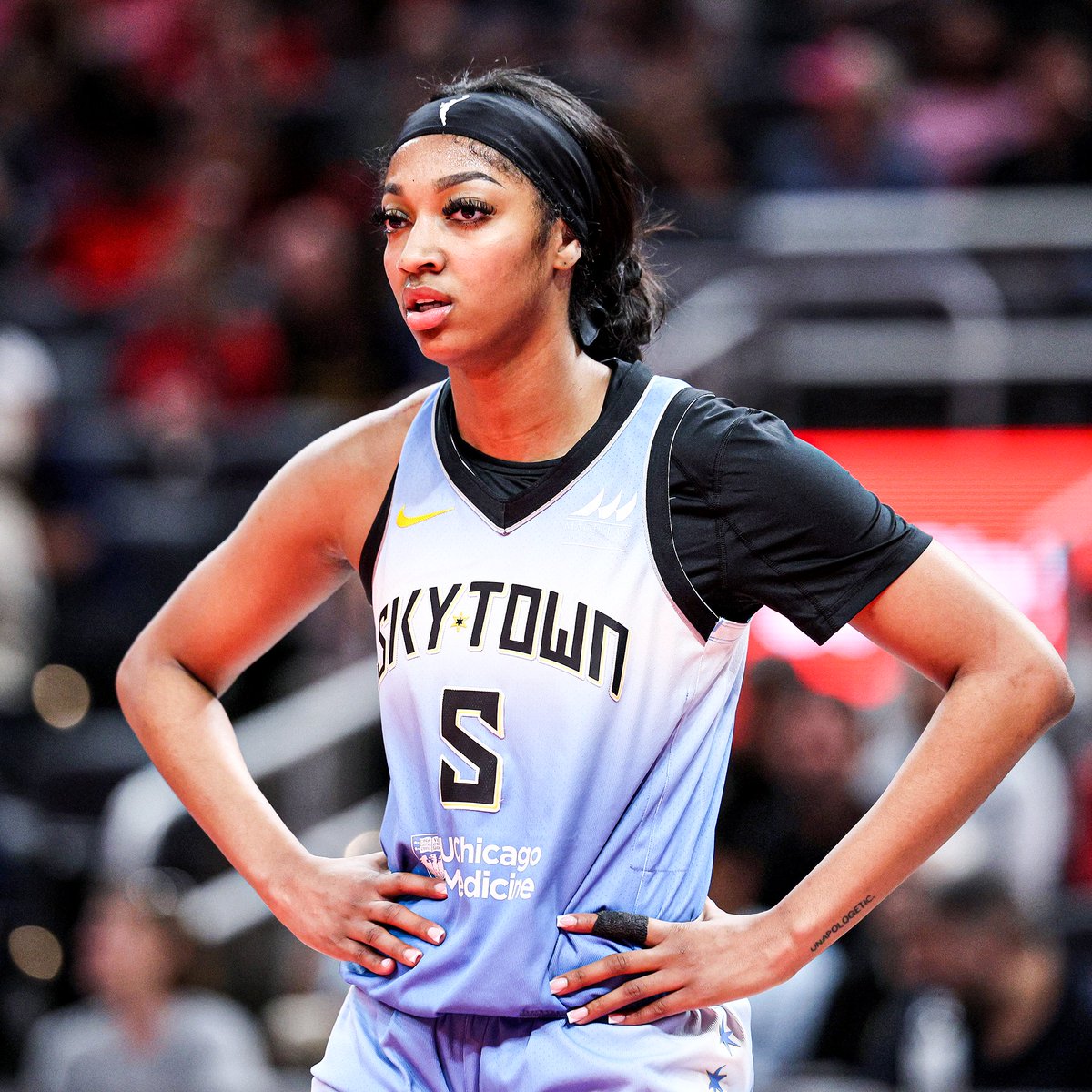 sportingnews's tweet image. Angel Reese was fined $1,000 for failing to make herself available to the media following Saturday's game vs. the Fever.

The Sky were also fined $5,000 for failing to ensure that all players comply with WNBA media policies.
