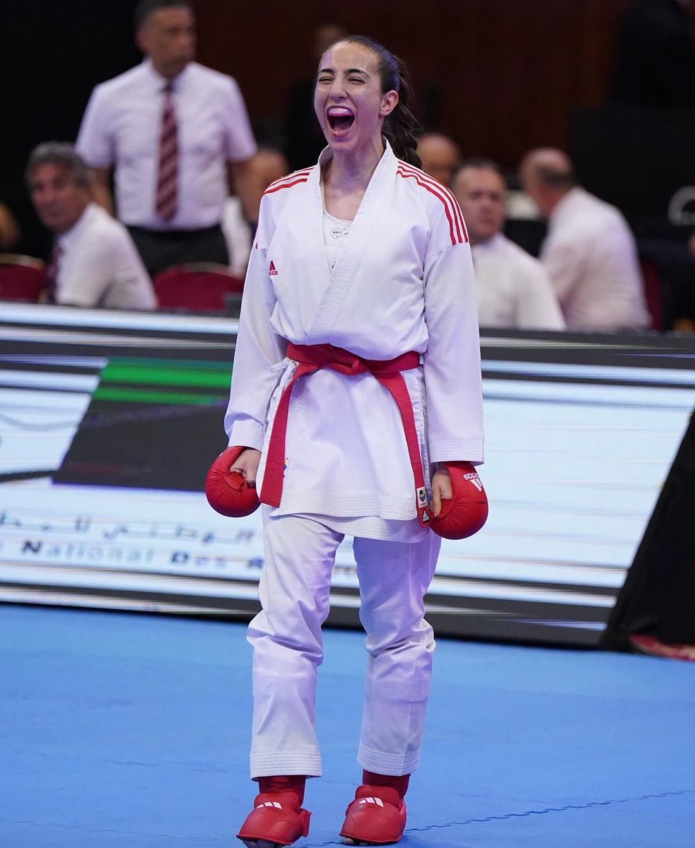 ¡INVENCIBLEEEEE! 👸🏻🥇🏆

Nuestra GRAAAAN karateca Valentina Toro 🇨🇱 (categoría 55 kilos) se coronó campeona 🥇 de la Premier League de Casablanca 🇲🇦, luego de vencer en la final a la indonesia Cok Istri Agung 🇮🇩.

Valentina, la mejor del año en su categoría, se encamina hacia el