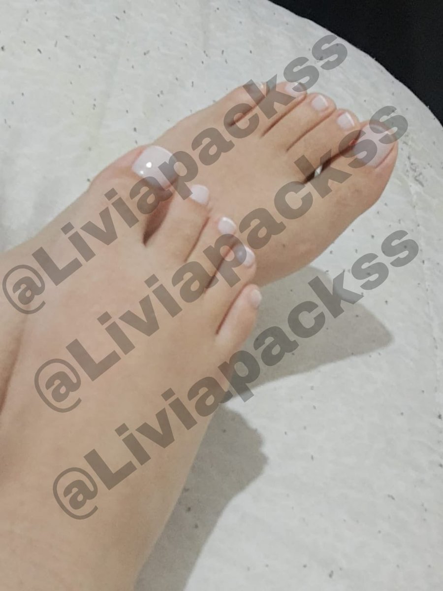 Liviapackss's tweet photo. Para os amantes de pezinhos 🔥❤️ https://t.co/4fT1qhu1K1