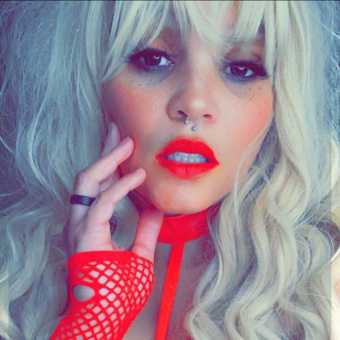 🥵 SEXY SUNDAY SPOTLIGHT 🥵  GO SUB TO THIS BAD A$$ WET &amp; SEXY MILFALICIOUS BABE 🥵  TELL HER ALL OF YOUR<a href="/tag/happyhumpday"class="tags"><span>#happyhumpday</span></a>
