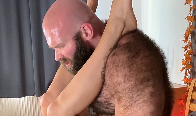 Grunting, massiv, hairy and sweaty   And I will TOP you😈 https://t.co/iJGHS7xhQf<a href="/tag/fun"class="tags"><span>#fun</span></a><a href="/tag/top"class="tags"><span>#top</span></a><a href="/tag/bottom"class="tags"><span>#bottom</span></a>