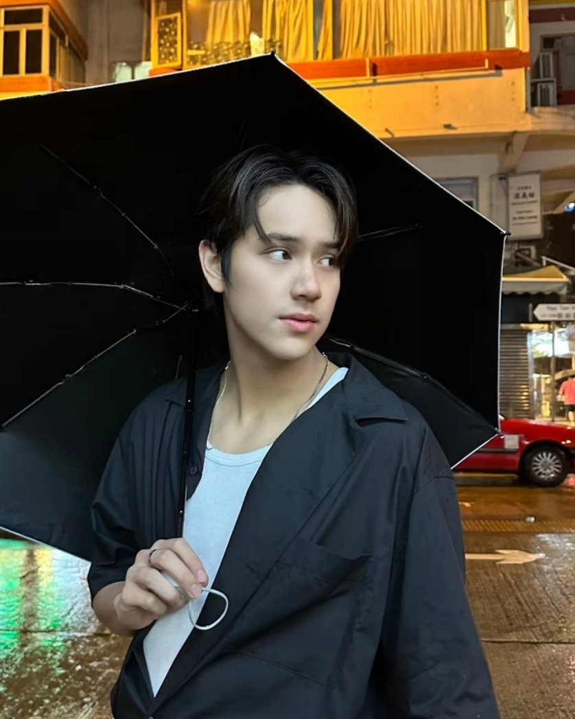 mynameisnanon's tweet photo. 🌧 https://t.co/yAaVbJWAzy