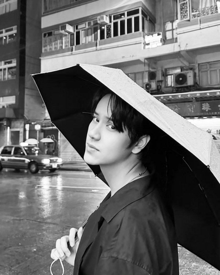 mynameisnanon's tweet photo. 🌧 https://t.co/yAaVbJWAzy