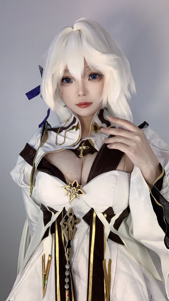 Lin707499280's tweet photo. 喵
#cos #崩坏3 https://t.co/B7VeM2F8LJ