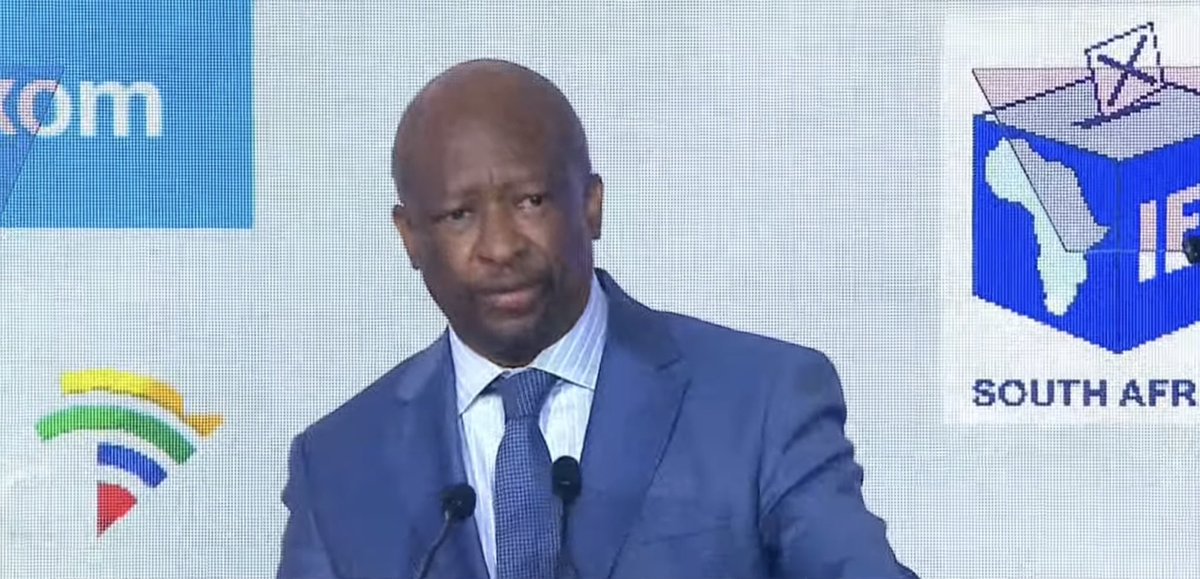Update_ZA's tweet photo. The @IECSouthAfrica CEO Mr Sy Mamabolo says voters possess “unequivocal confidence” in the Electoral Commission 

#ElectionResults #TheIEC #SAelections24 https://t.co/TbOsQuSPw0