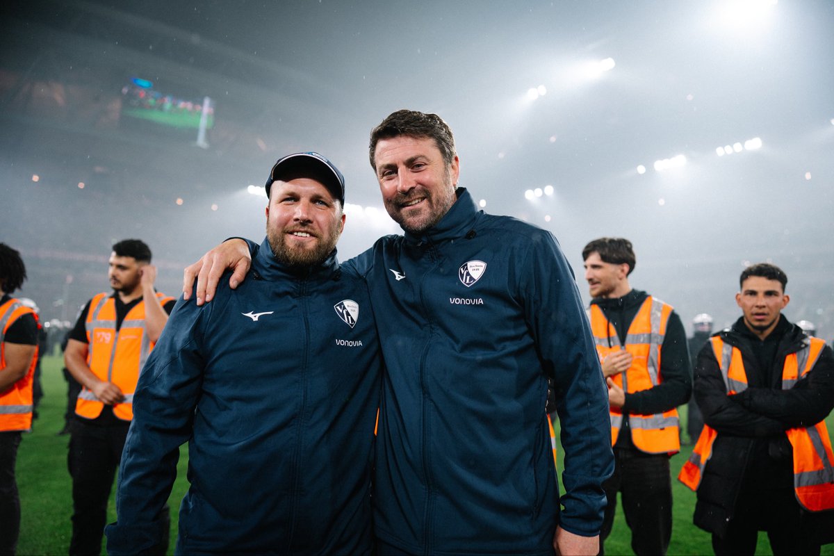 VfLBochum1848EN's tweet photo. THANK YOU, Heiko #Butscher!
THANK YOU, Marc-André #Kruska!

It's time to thank our coaching team once again for defying the odds and staying up!

You will forever be connected to this crazy game in Düsseldorf and our further Bundesliga journey! 💙🤍

#meinVfL https://t.co/01LyPtZBSI