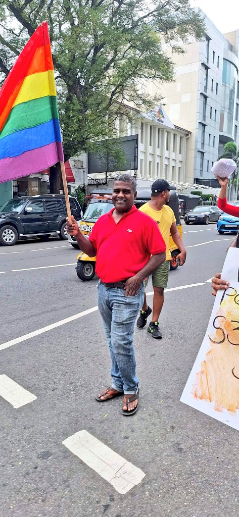 EmDeeS11's tweet photo. The @MPCSriLanka joins the #FreedomPrideParade in solidarity with the LGBTIQ+ community, yesterday (01 June).
#FreedomForAll
#LoveIsLove
#Repeal365
#PrideMarch2024 https://t.co/0syuynR0sw