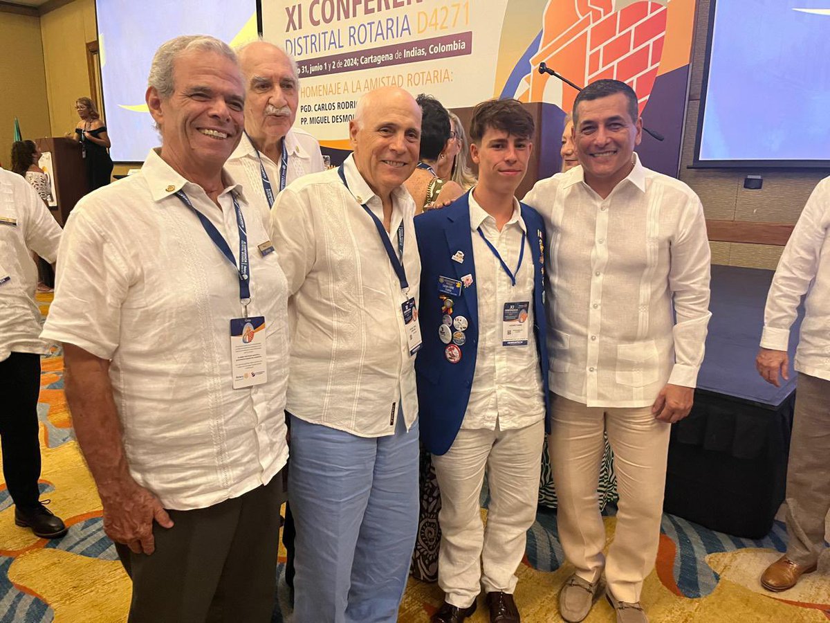 RotaryClubCTG's tweet photo. Avanza la conferencia del @Rotarydis4271 en #Cartagena https://t.co/wwJ4DmlmYN