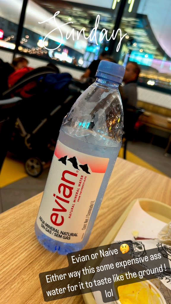 itsnikavee's tweet photo. Evian or Naive ! 🤔 https://t.co/B6UWOJJ0Q9