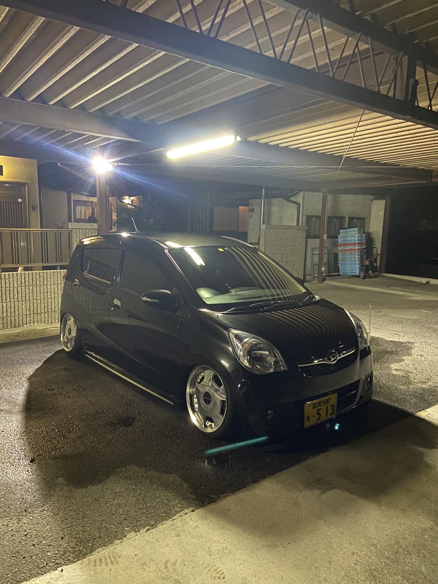 miracus06's tweet photo. ALJSに参加された皆さん今日はお疲れ様でした🙇‍♂️
Kアナザーにて3位を頂くことが出来ました！初トロフィー🏆
今回ゆたさんからいろいろとご縁がありリメイクすることができました。
フロントバンパー(コーナーポール加工移植)
ワンオフハーフリップ
ワンオフリアスポイラー https://t.co/YhKlxAqhfs