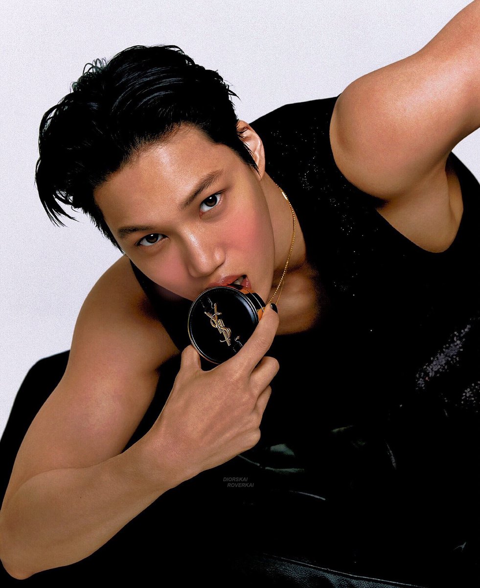roverkai's tweet photo. yes, kim jongin everyone https://t.co/pWalbgL8dG
