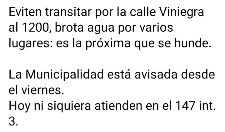 c_roige's tweet photo. @JonatanViale esto sucede en Santa Rosa, las calles se hunden, los vecinos sin agua. @todonoticias 
@paulabernini https://t.co/wyfzWxVhn2