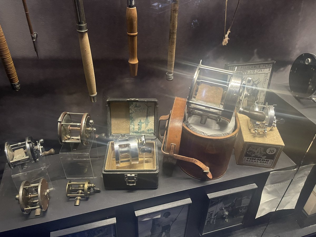 Robert Anderson tweet media