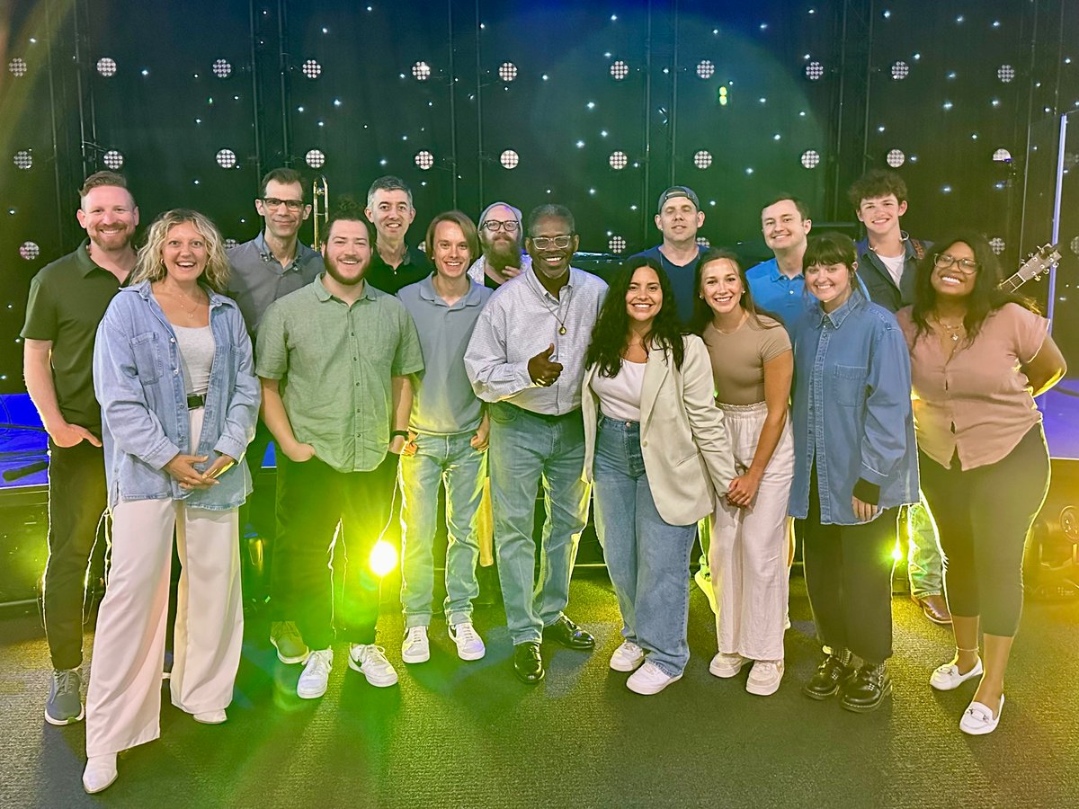 DavidACover's tweet photo. God is faithful through all generations! Great to lead worship with this crew today! https://t.co/eYqmj9RKEg