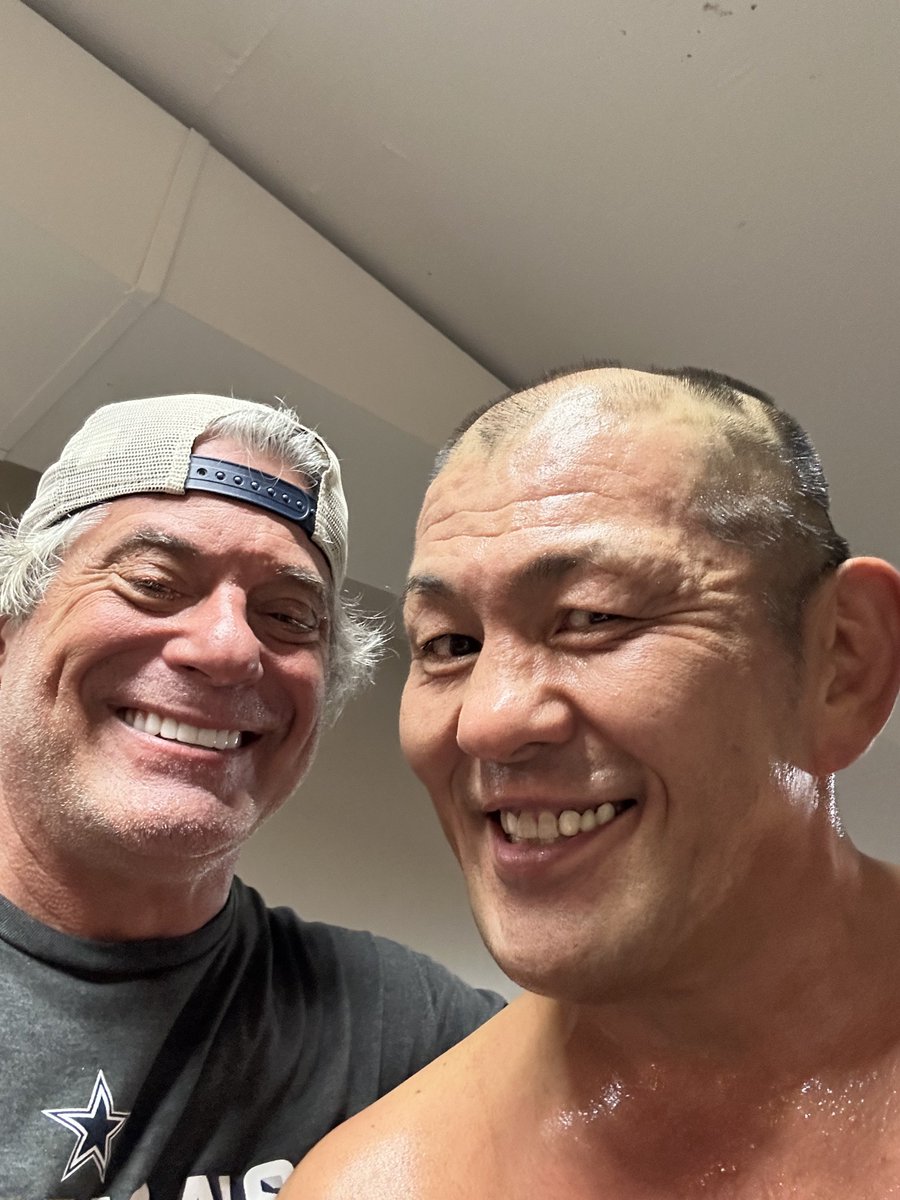 realscottyriggs's tweet photo. very cool sharing locker room and squared circle with such talented wrestlers @DBSmithjr @FilthyTomLawlor and the 2 faces of @suzuki_D_minoru ..thanks @MLW #BattleRiotVI https://t.co/JZWvAacIcb