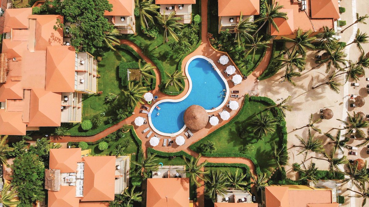 SecretsResorts's tweet photo. Experience the allure of #SecretsAura, where every moment feels like a tropical dream.
Dare to make it yours?
Discover more: https://t.co/VNtkc2GG2a https://t.co/hTXyOLdWkg