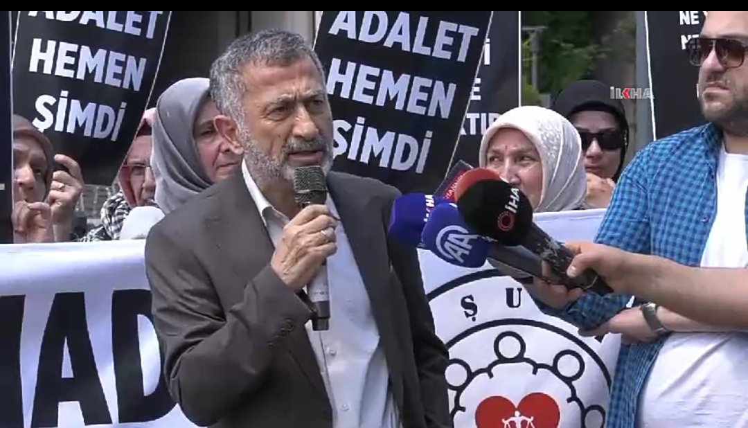 28subatgonullu's tweet photo. "Af Değil, Adalet İstiyoruz!" 

 Ankara Adliyesi önünde  MAZLUMDER, ASDER ve ASTP ile birlikte basın açıklaması yaparak 28 Şubat Mağdurları  için bir KOMİSYON kurulması çağrısında bulunduk. 
@RTErdogan @yilmaztunc @haciykk @ahmethc @leylasahinusta https://t.co/4ra6uC5PEx