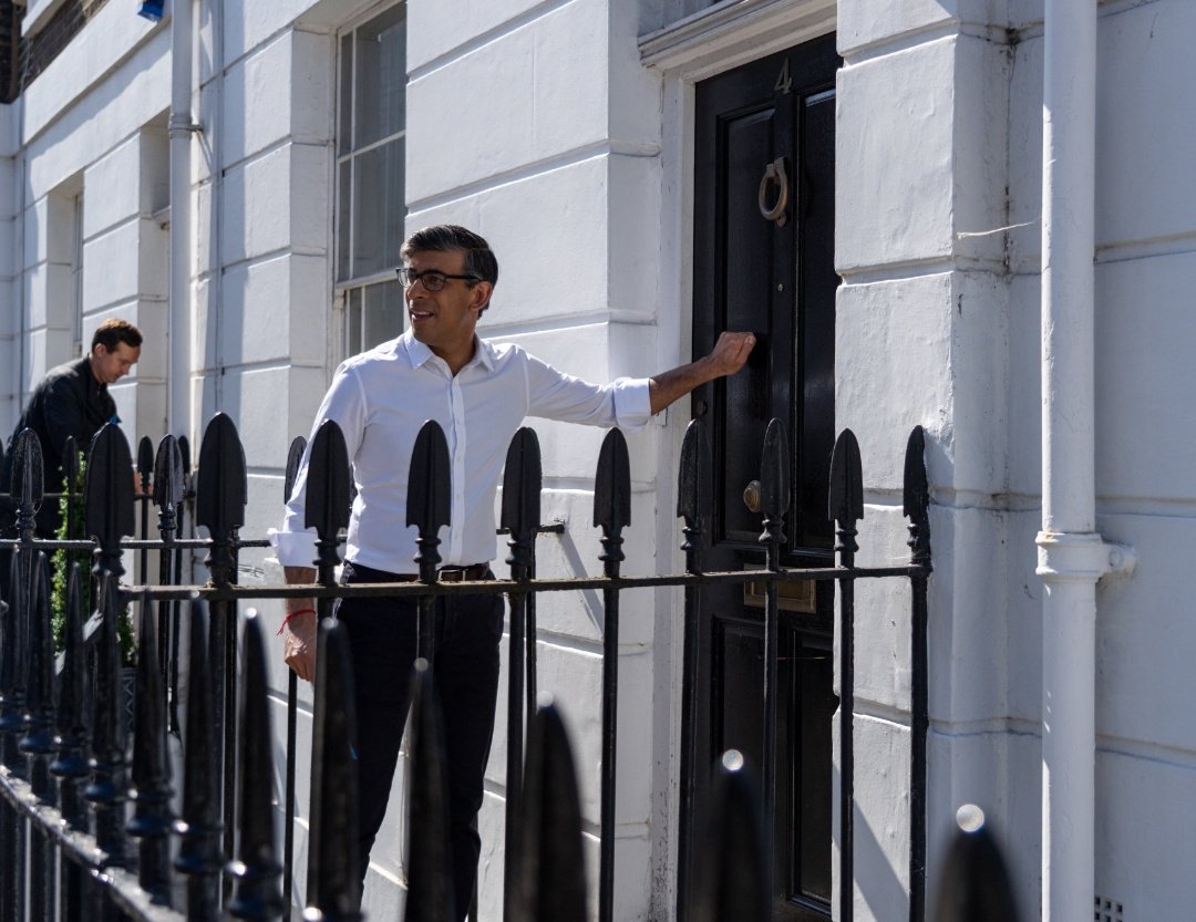 Out knocking on doors today, getting to know ordinary people, who live in £5million mansions.