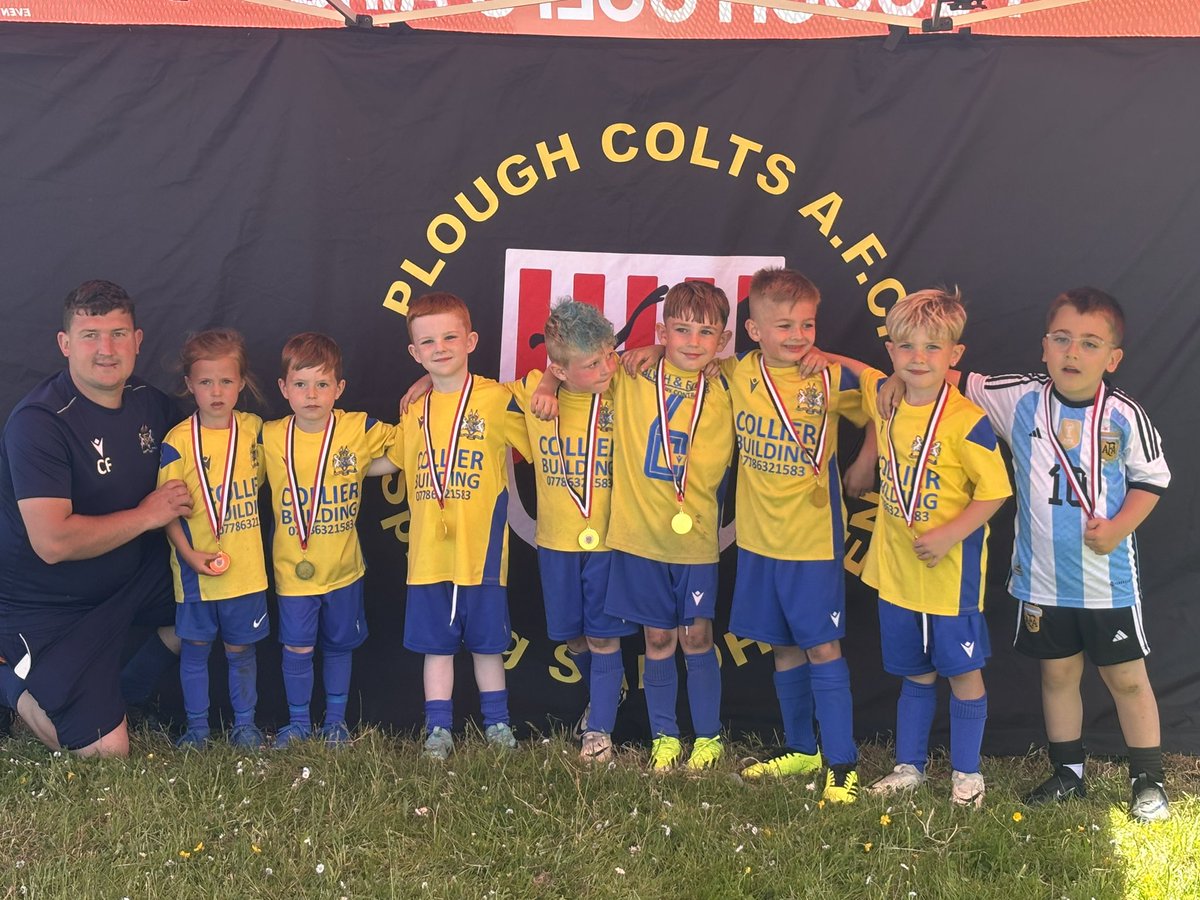 Fantastic day today for our under 5s &amp; 6s @ the Plough Colts football festival ⚽️💙💛