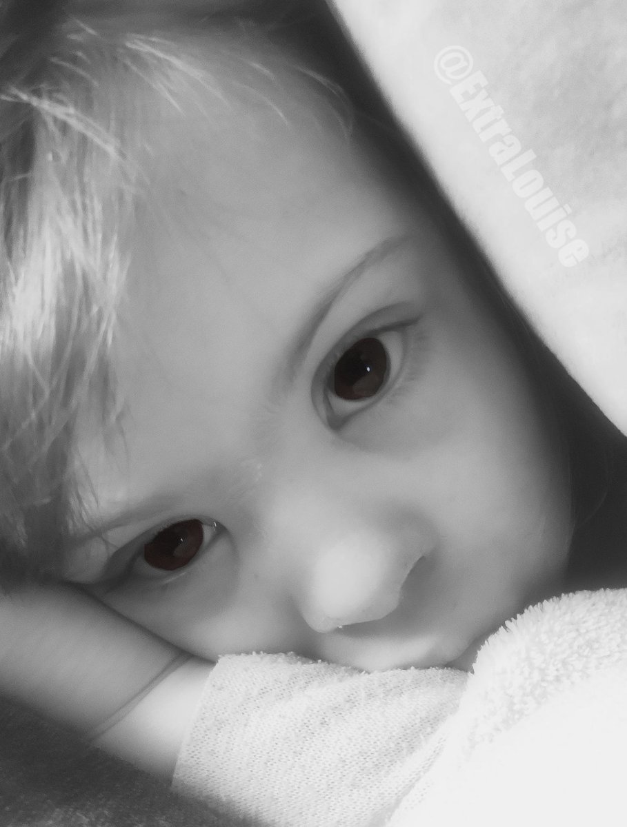 [Le répit ? Ce sera pour une autre vie]
Thread à lire de <a href="/carolineboudet/">caroline boudet</a> 
⬇️⬇️⬇️
Il y a un mois à peine, j’ai prononcé cette phrase bien rare : « Ouf, on est tranquilles pour plusieurs mois concernant la scolarité de Louise.”
#inclusion #education