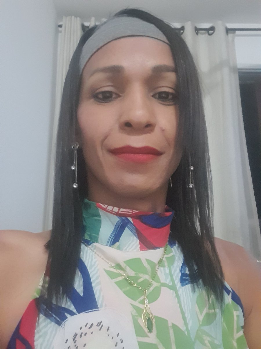 ReAsd11062's tweet photo. @lannabennett2 Feio🤢🤢🤮🤮 https://t.co/y4ocMYzlvY