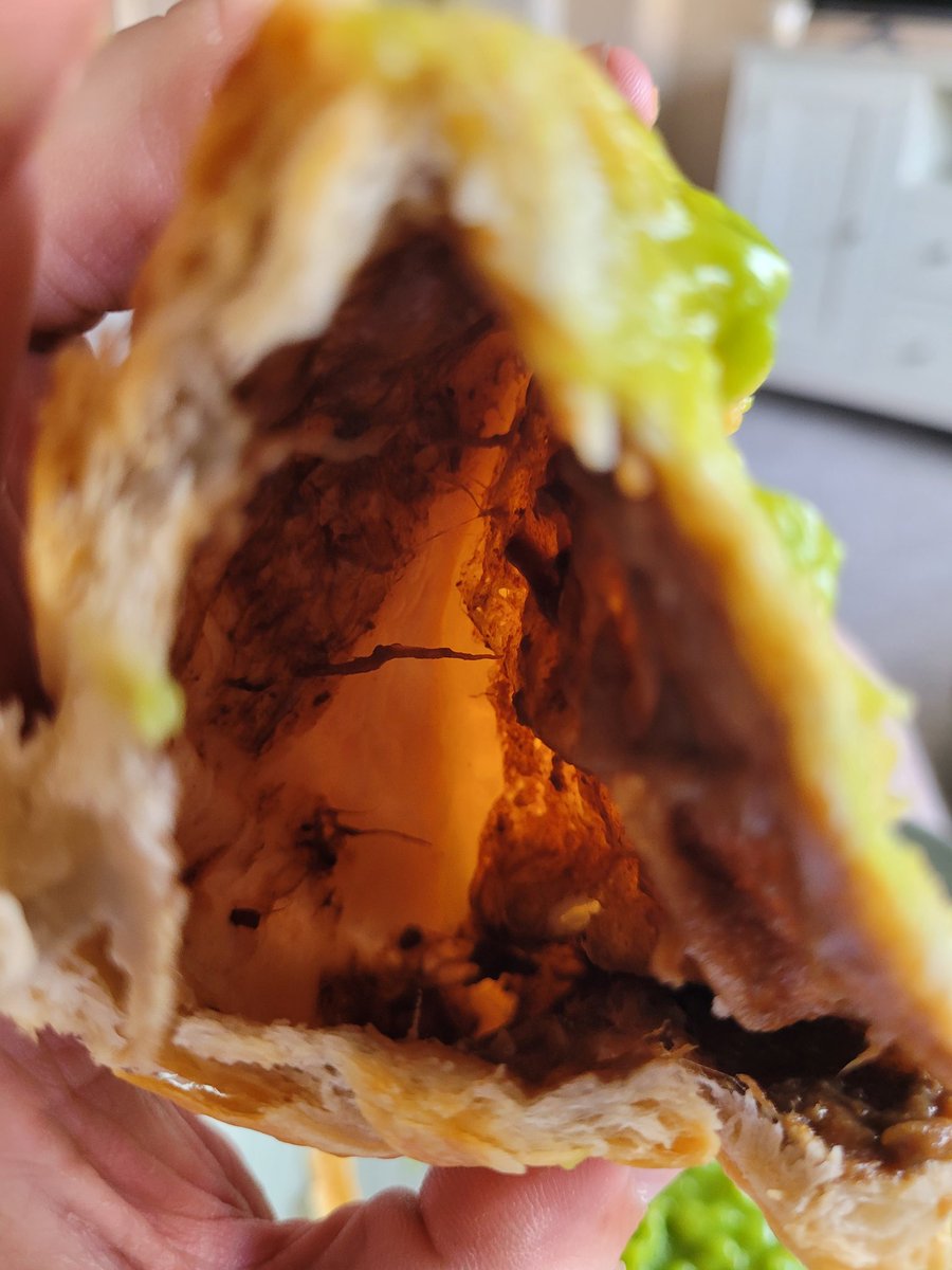 WDC1969's tweet photo. For the price charged I think maybe @GreggsOfficial should consider the wording of their Steak Bake. I'm sure that they should contain something that resembles steak and not just a coating of gravy inside the pastry.

#ripoff https://t.co/xQBFArbMfW